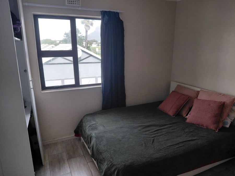 To Let 3 Bedroom Property for Rent in Brooklyn Western Cape